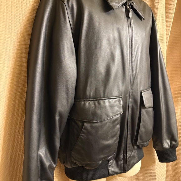 EDDIE BAUER Soft Black Lamb Leather Goose Down Lined Bomber Jacket Men's L - Picture 2 of 16